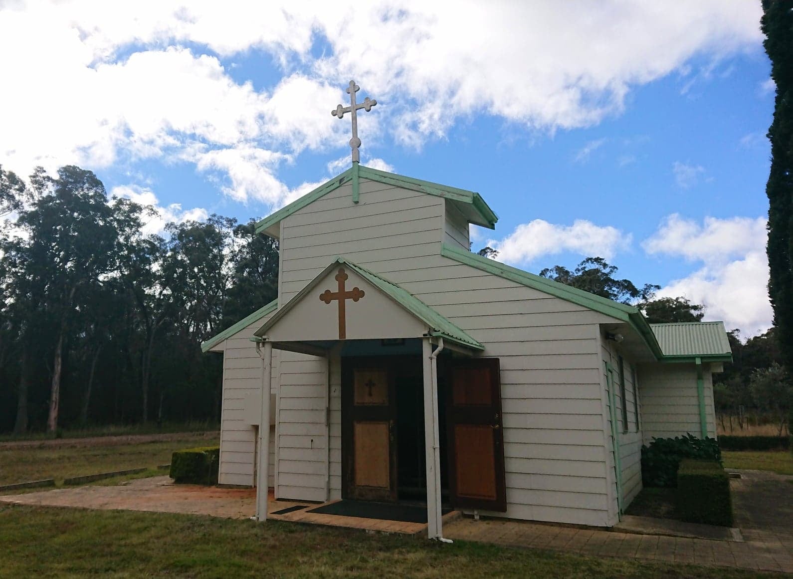 TALLONG  – PROTECTION OF THE MOST HOLY THEOTOKOS SERBIAN ORTHODOX MONASTERY